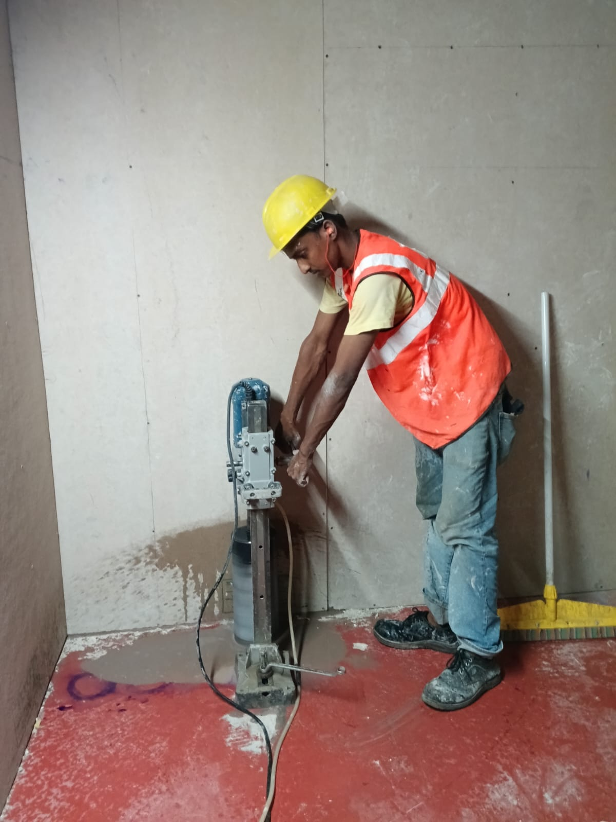 Rig drilling on site, Gurugram